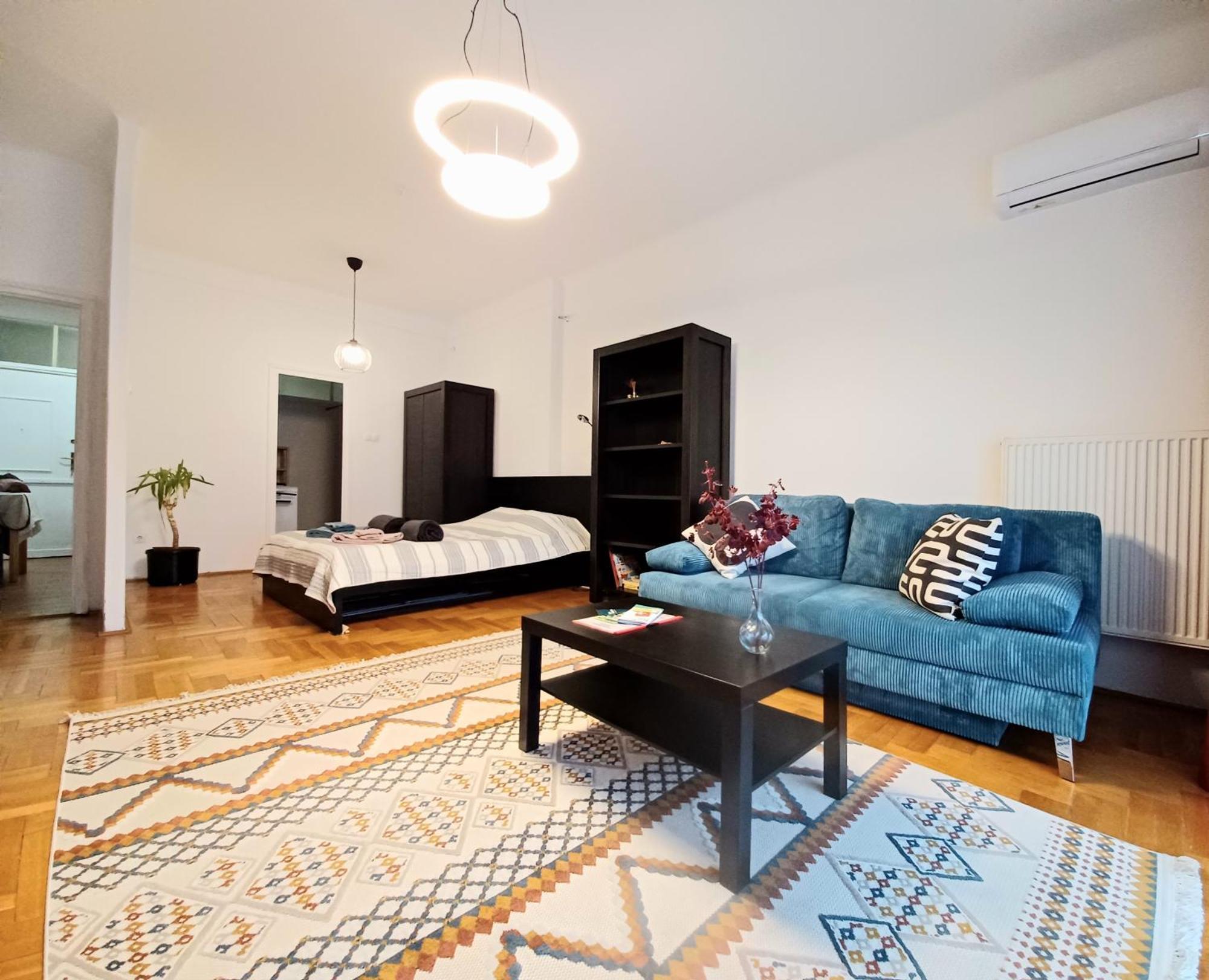 Hero'S Square Apartment Budapest Exterior photo