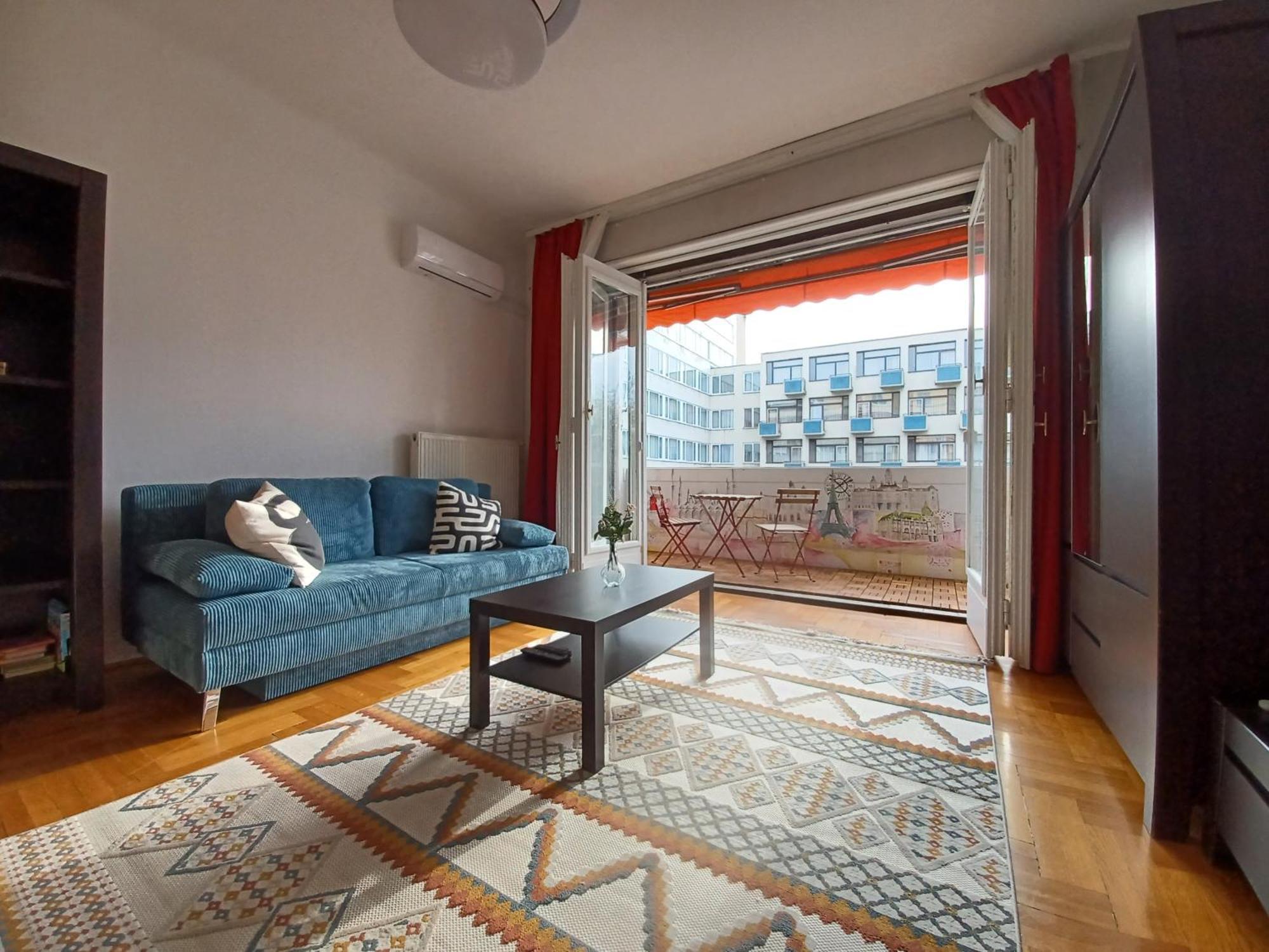 Hero'S Square Apartment Budapest Exterior photo